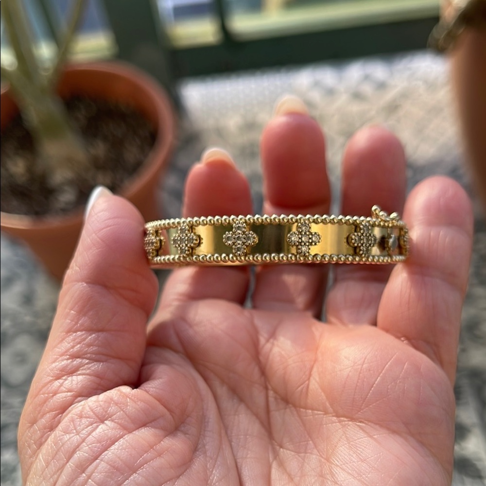 Elegant Gold-Tone Bracelet